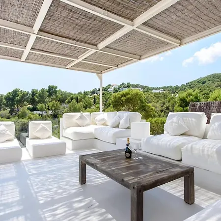 וילה Stylish With Infinity Pool